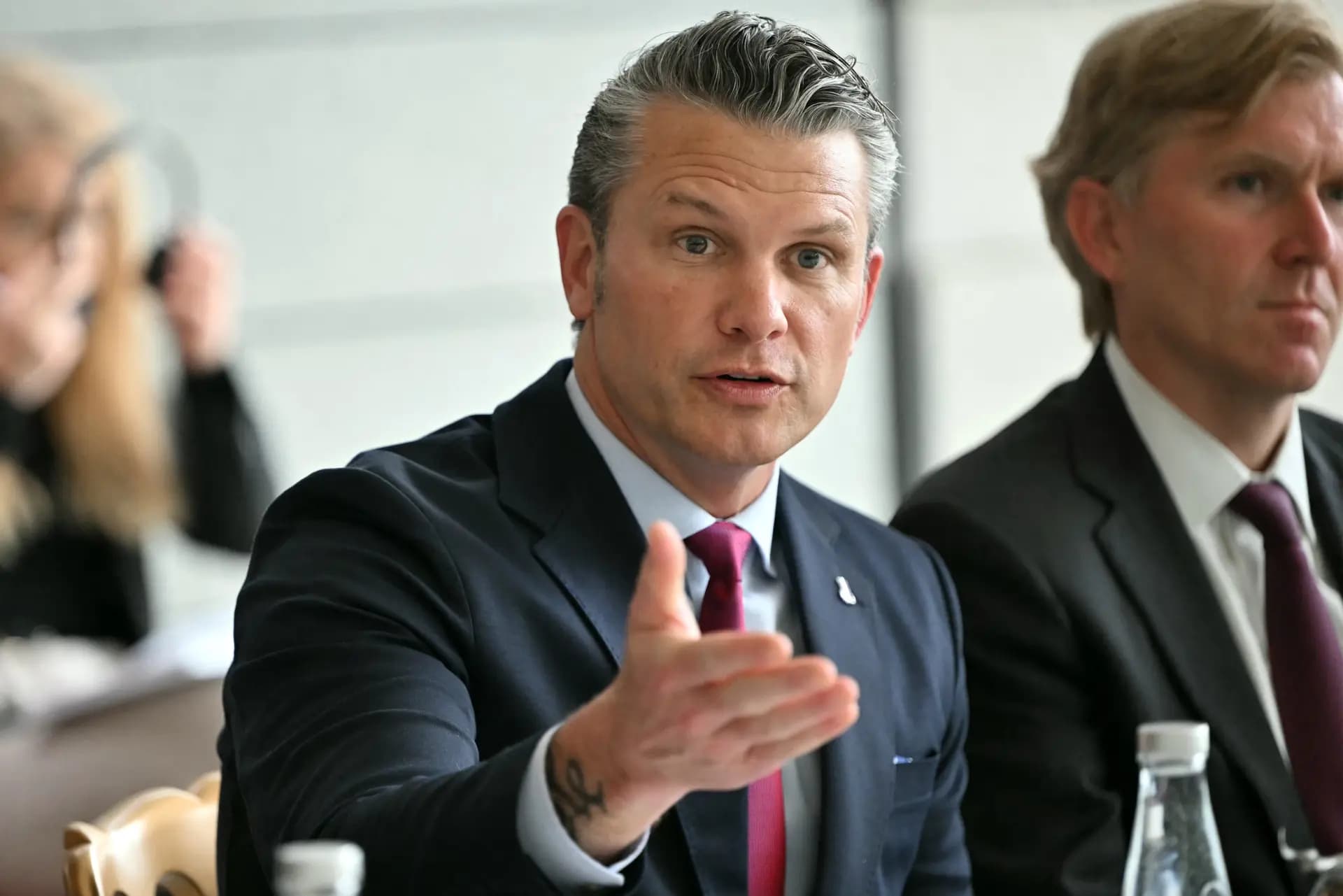 Pete Hegseth bangî Îranê kir: ‘Bila Hizbulah êrişan rawestîne’