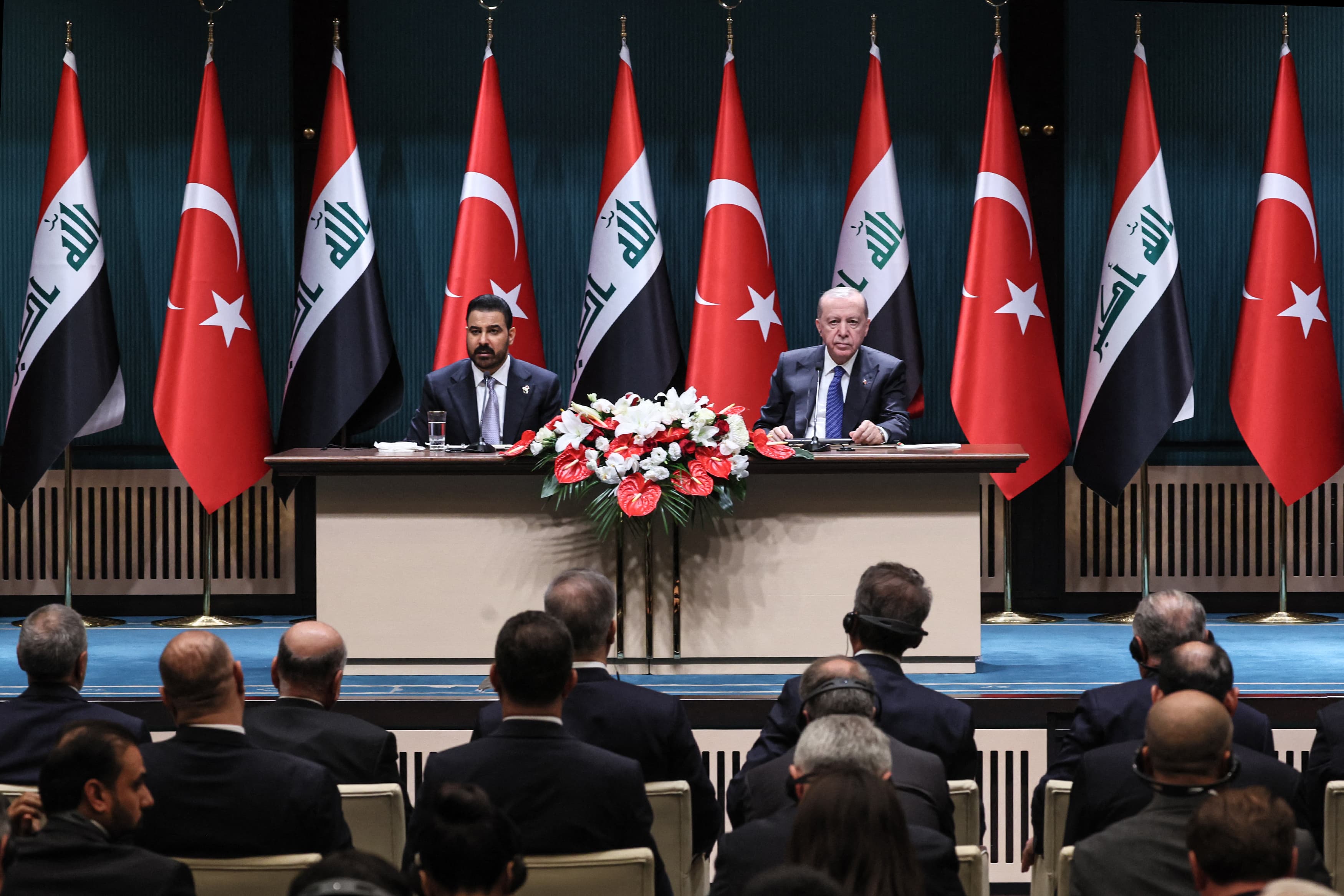 Iraq, Turkey sign three deals as Baghdad eyes boost in oil exports via Turkish pipeline