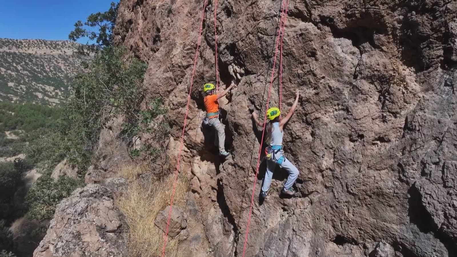 Women take on Mount Safeen in first Kurdistan rock-climbing event
