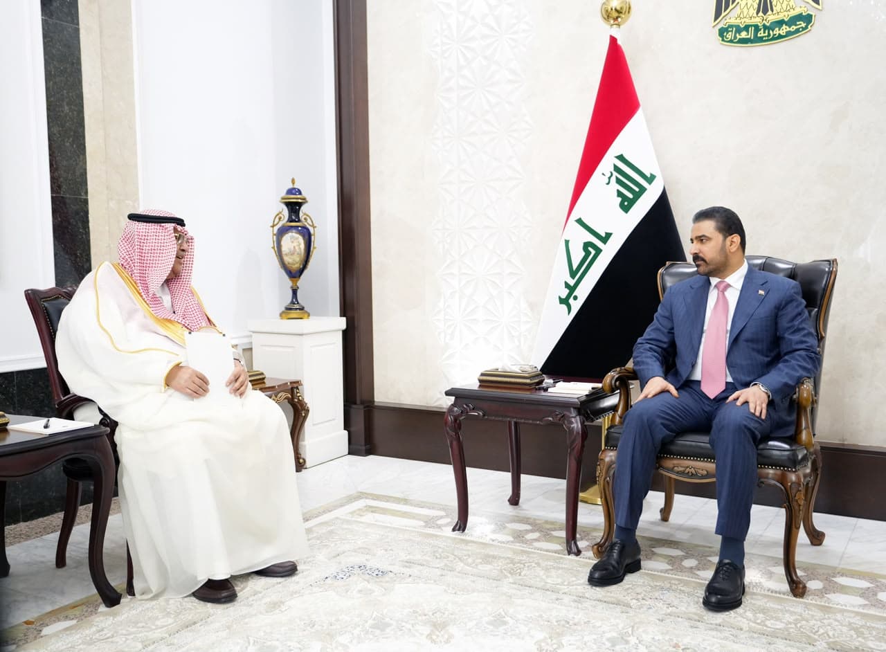 Iraqi premier meets Saudi intelligence chief following airstrikes on PMF
