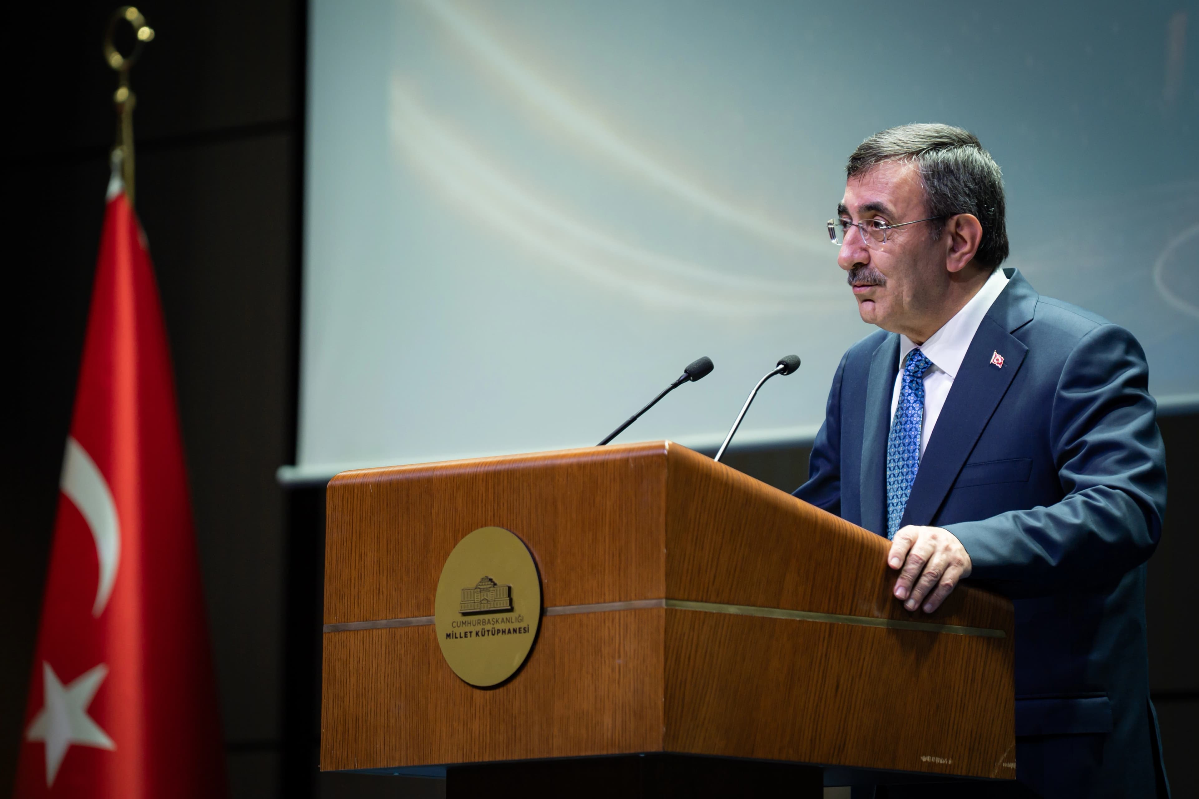 Yılmaz'dan 'süreç' açıklaması: Türkiye modelimiz var, üçüncü göz yok