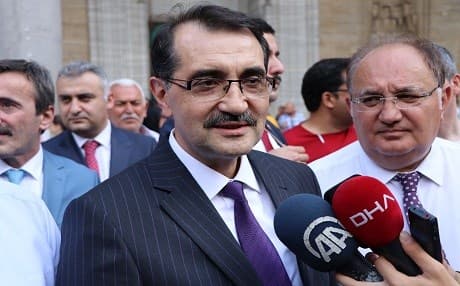 Energy and Natural Resources Minister Fatih Donmez (center) answers questions from reporters after visiting Selimiye Mosque in Turkey on August 3, 2018. Photo: AA