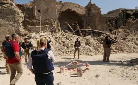 Delegation from the UK government's Department for International Development (DFID) visits mine clearance projects in Mosul, northern Iraq, October 2018. Photo: UNMAS