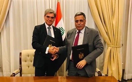 Siemens CEO Joe Kaeser shakes hands with Iraq’s Ministry of Electricity Qasim al-Fahdawi after signing a memorandum of understanding on Saturday. Photo: Joe Kaeser/Twitter