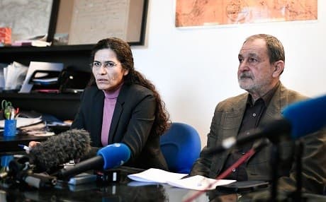Two top political leaders of the Syrian Kurdish alliance and co-chairs of the Syrian Democratic Council Riad Darar (R) and Ilham Ahmed (L) deliver a speech during a press-conference, in Paris, on December 21, 2018. Photo: Stephane de Sakutin/AFP