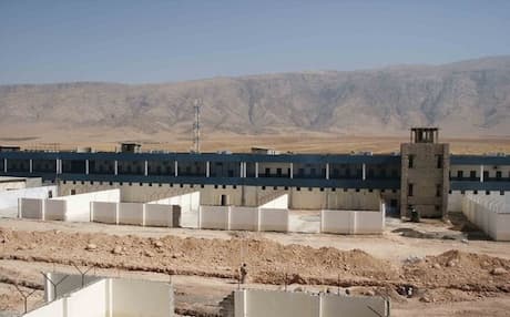 The fortress prison is located between Sulaimani and Dukan, and was built in the 1980s by the former Iraqi regime as a military base. In 2004, US forces renovated the facility and used it to house important prisoners from the rest of Iraq. Photo: defense.gov
