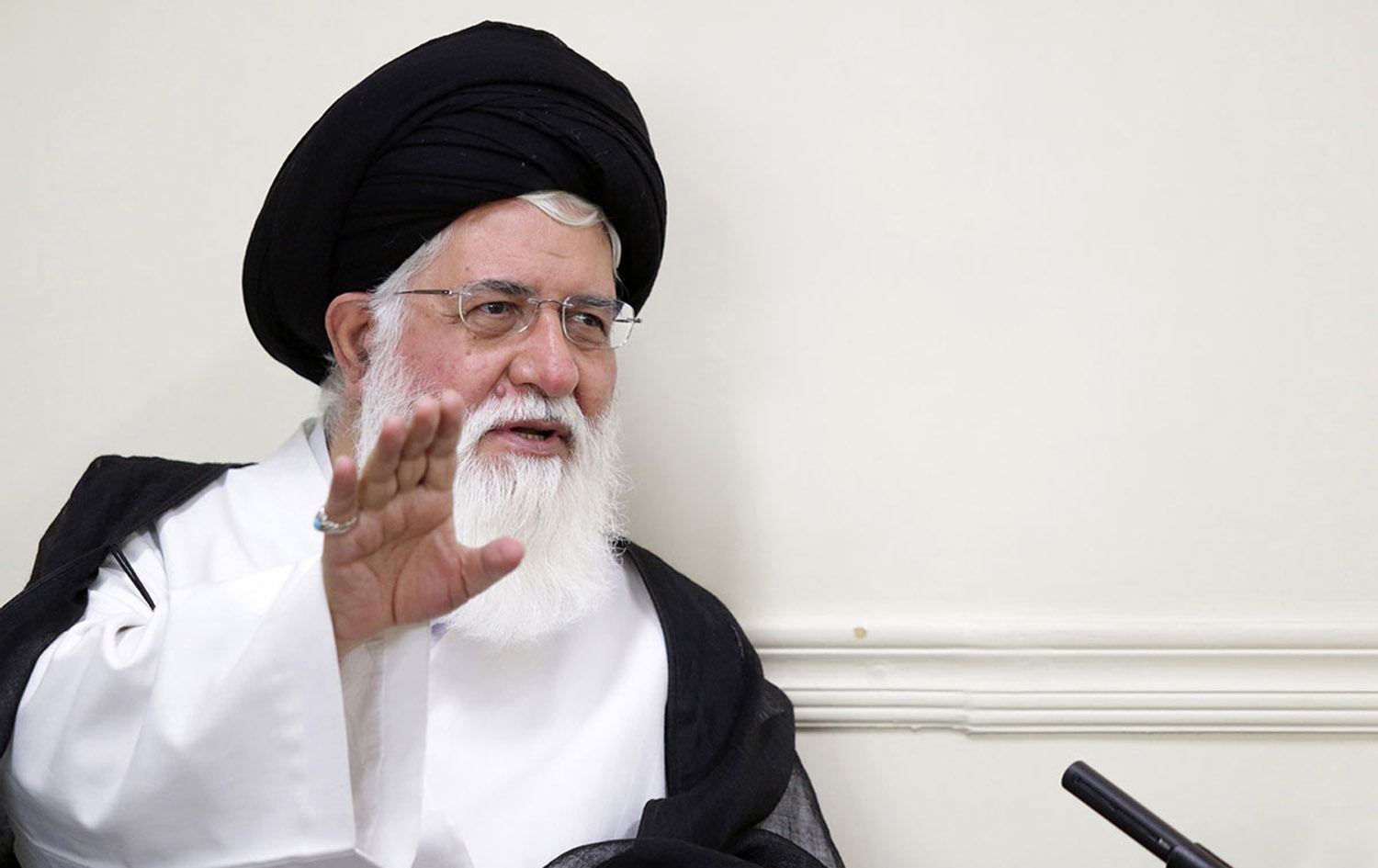 رجل دين إيراني: مساحة إيران أكبر من حدودها...| رووداو.نيت