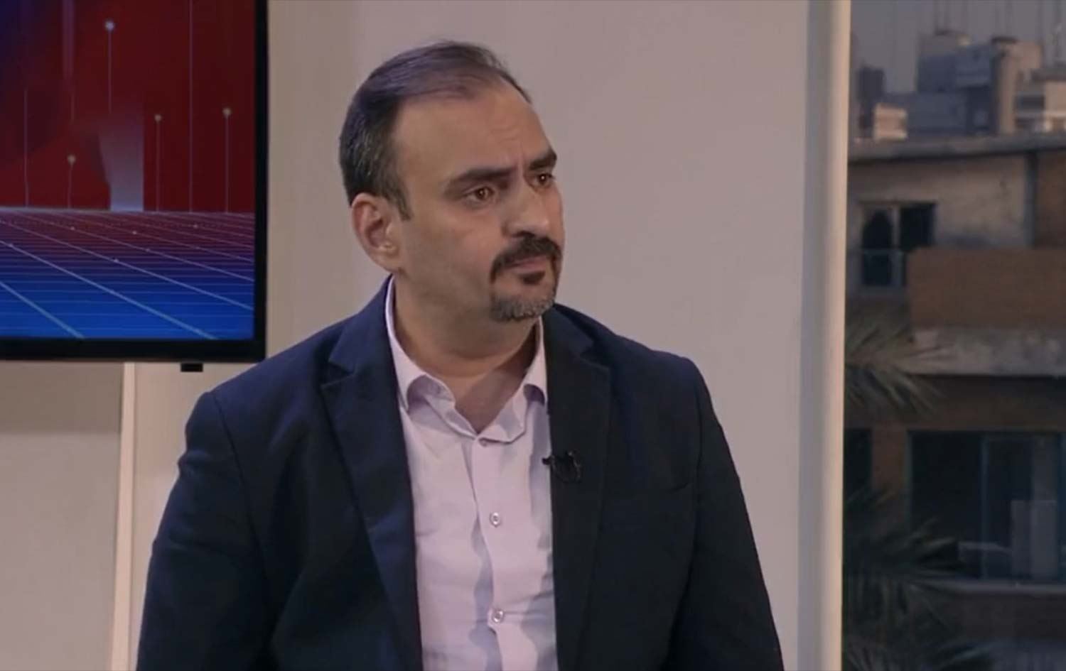 خبير اقتصادي: العراق أضاع ٢٧١ مليار دولار خصصت للاستثمار منذ ٢٠١١