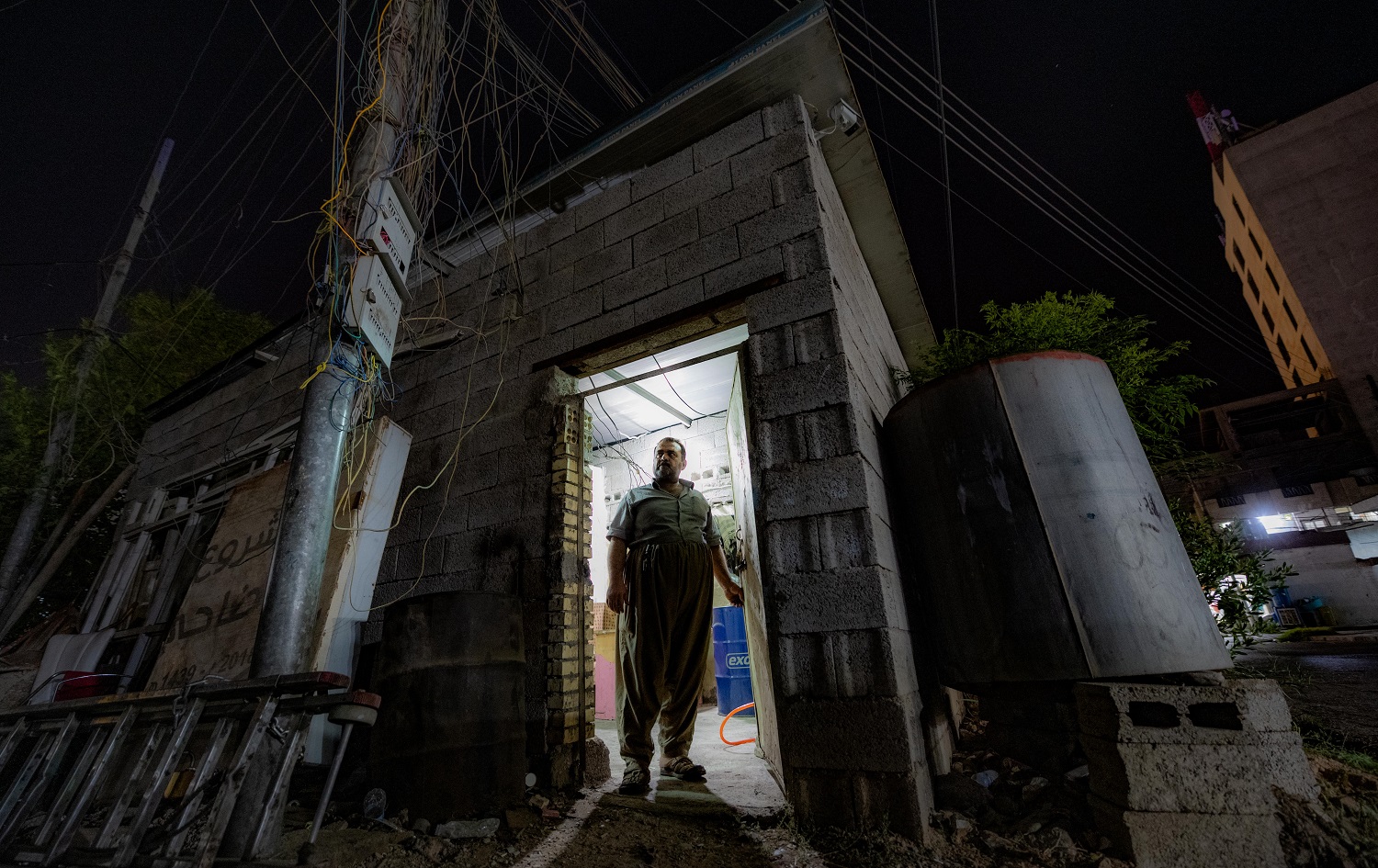 Generators like Rasheed's are meant to be a stopgap for when the national grid fails, but they run for anything up to 18 hours a day. Photo: Bilind T. Abdullah / Rudaw