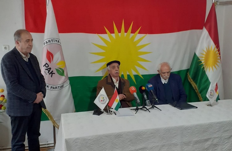 Bibîranînê Mele Mistefa li Amedê Bibîranînê Mele Mistefa li Amedê