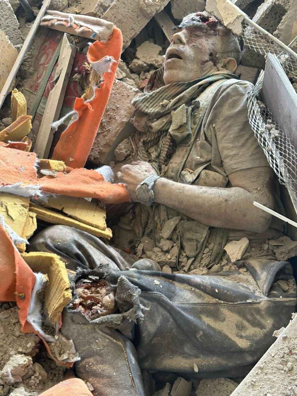 وێنەیەک کە دەگوترێت سینوارە دوای کوژرانی