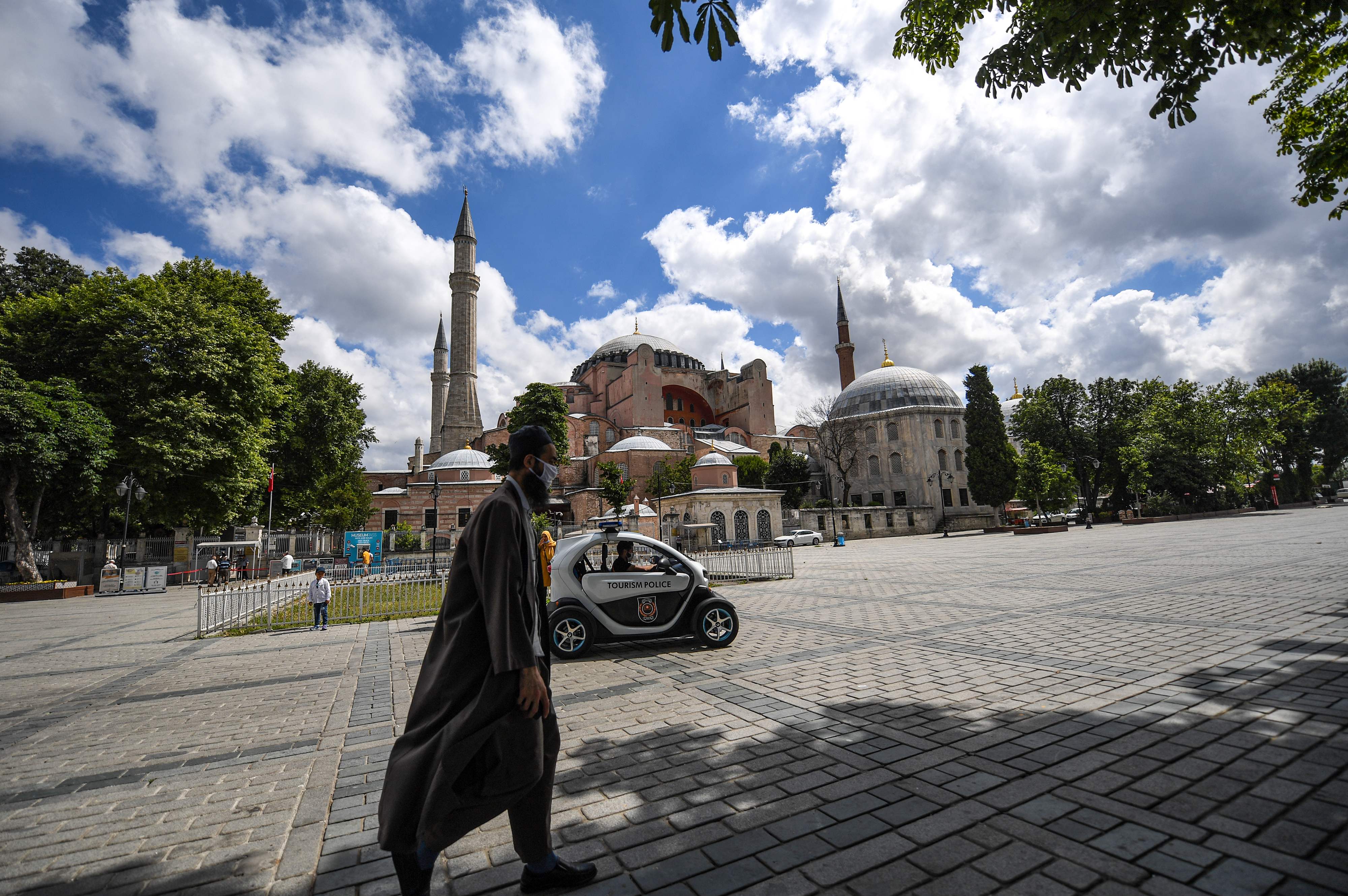 دیمەنێک لەدەرەوەی ئایا سۆفیا