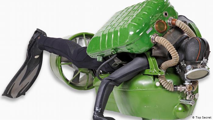 ژێرده‌ریایى، رووسه‌كان تاوه‌كو ساڵى 1993 ئه‌م ژێرده‌ریاییه‌یان به‌كارهێناوه‌.