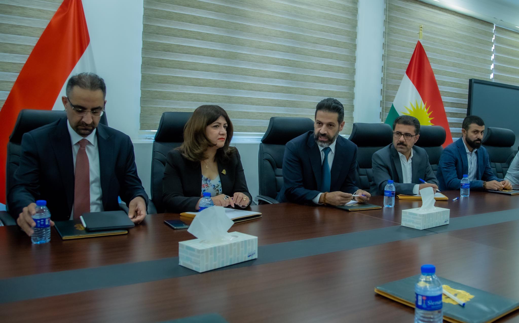 کۆبوونەوەی قوباد تاڵەبانی لەگەڵ بەشێک لە بازرگانانی سلێمانی