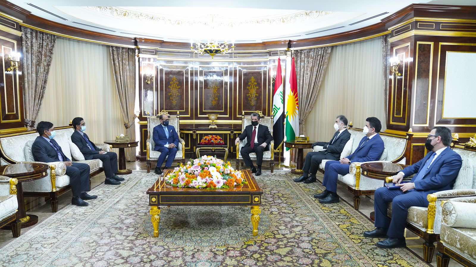 کۆبوونەوەی سەرۆکوەزیرانی هەرێمی کوردستان باڵیۆزی بەنگلادیش. وێنە: سەرۆکایەتیی حکومەتی هەرێمی کوردستان کۆبوونەوەی سەرۆکوەزیرانی هەرێمی کوردستان باڵیۆزی بەنگلادیش. وێنە: سەرۆکایەتیی حکومەتی هەرێمی کوردستان