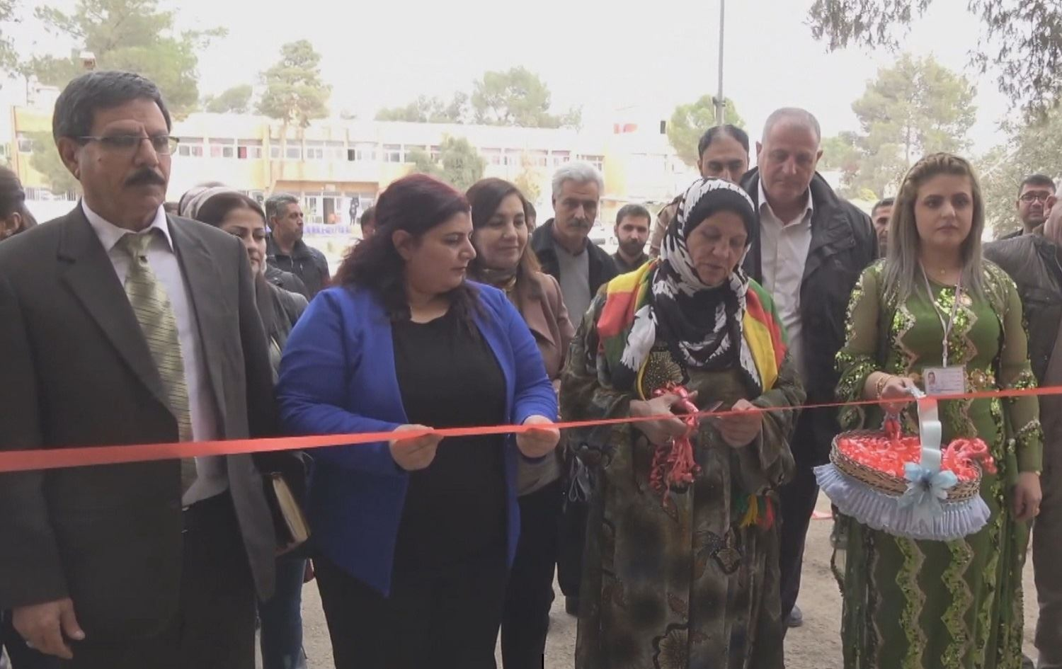 Fabrika düzenlenen bir törenle yeniden faaliyete geçirildi