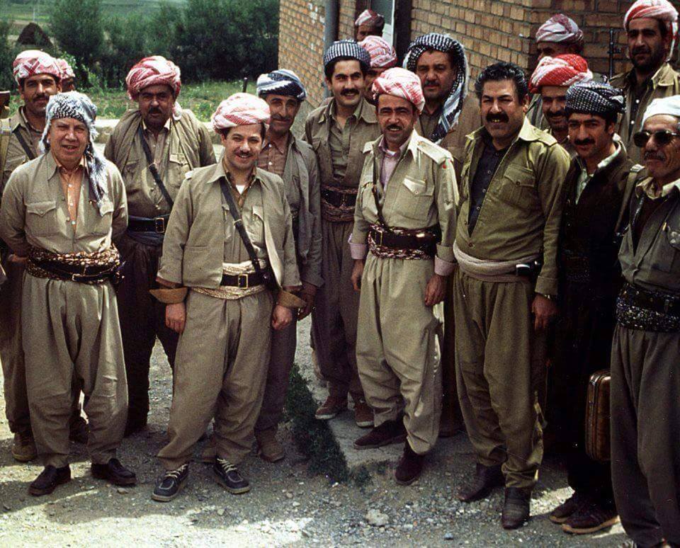 İdris Barzani ve Başkan Mesud Barzani Peşmergelerle birlikte