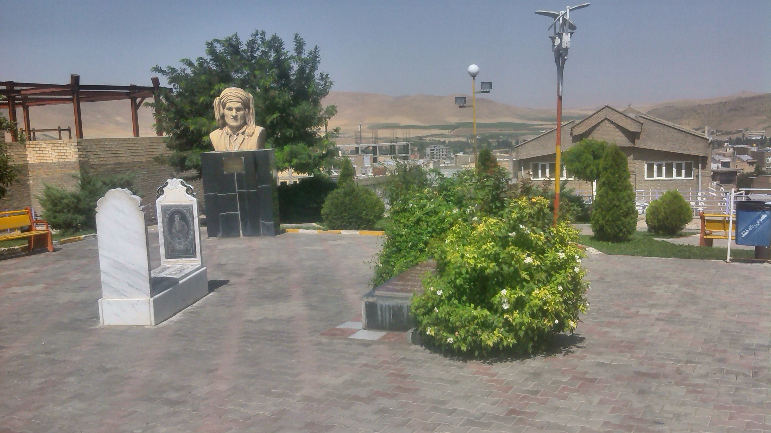 Zirek'in Bokan'da bulunan mezarı