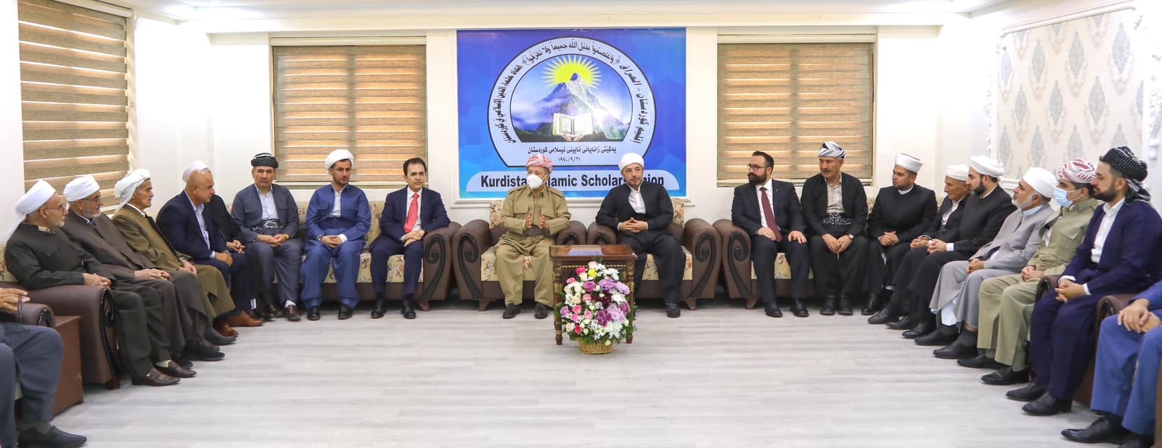 سهرۆک بارزانی سهردانی یهکێتیی زانایانی ئایینی ئیسلامی کوردستان دهکات