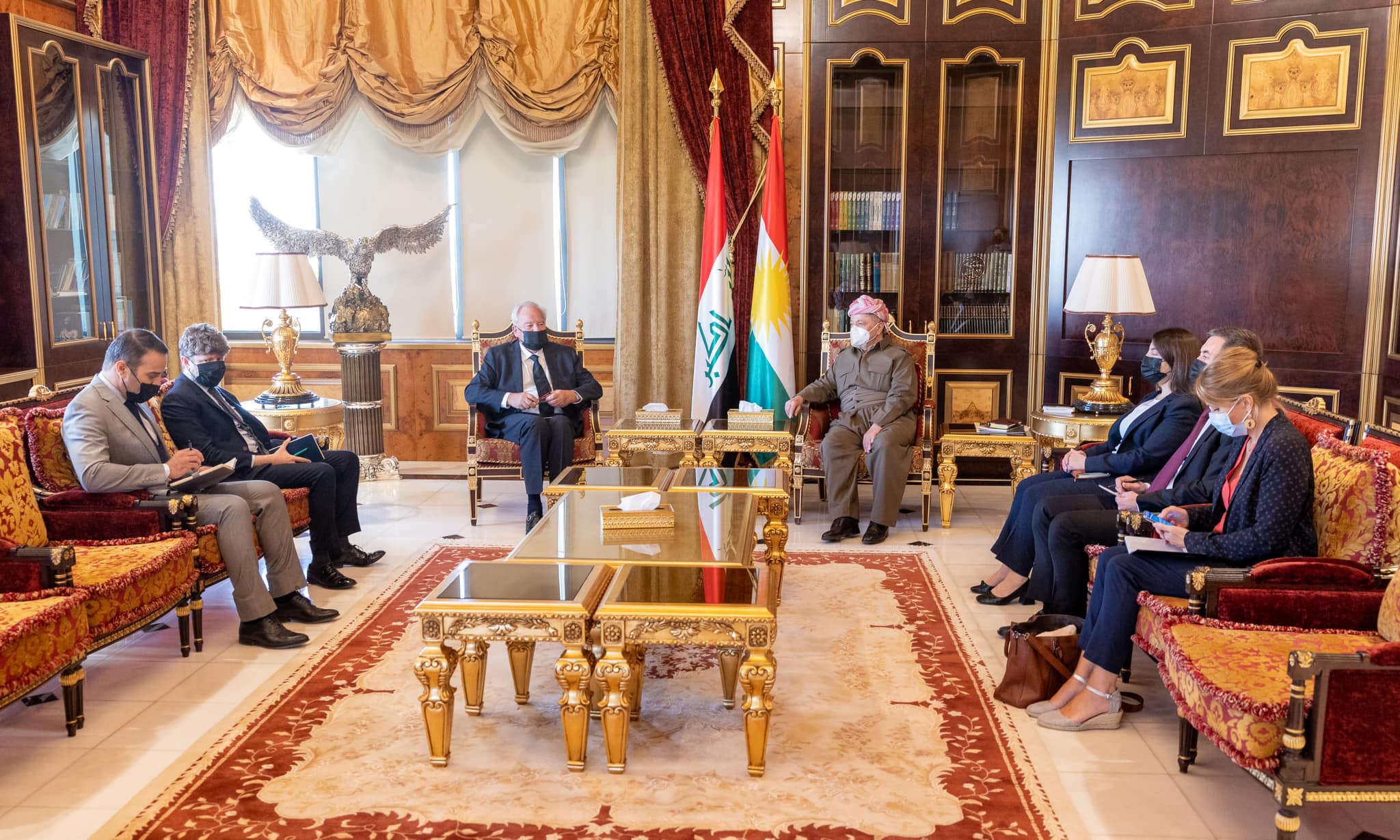 Başbakan Mesud Barzani bugün Pirmam’daki çalışma ofisinde Fransa Senatosu Dış İlişkiler, Savunma ve Silahlı Kuvvetler Komitesi Başkanı Senatör Christian Cambon’u kabul etti