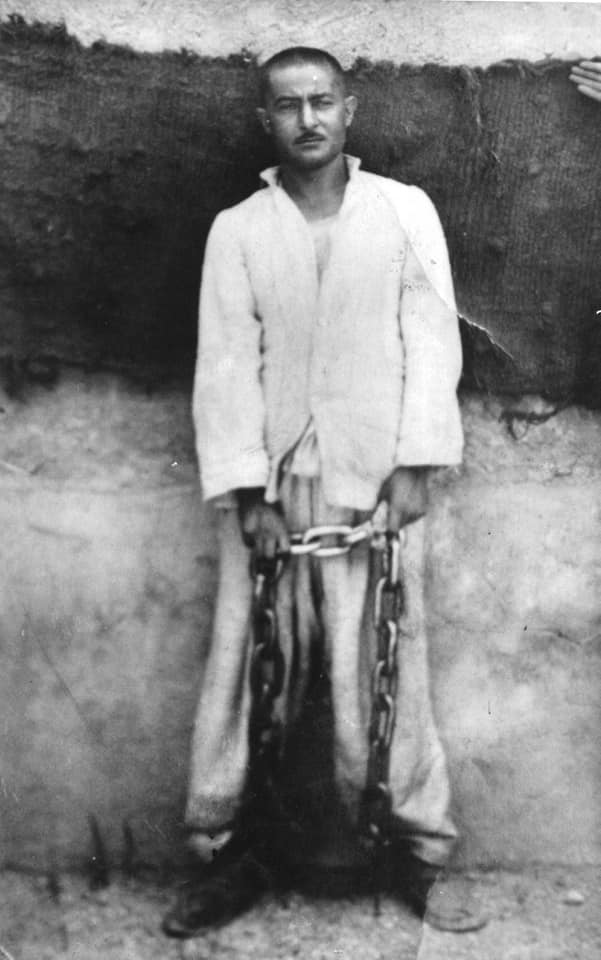 Wêneyê Wehab Axa yê ku li Zindana Mûsilê bi kelemçe hatibû girtin bûye efsane