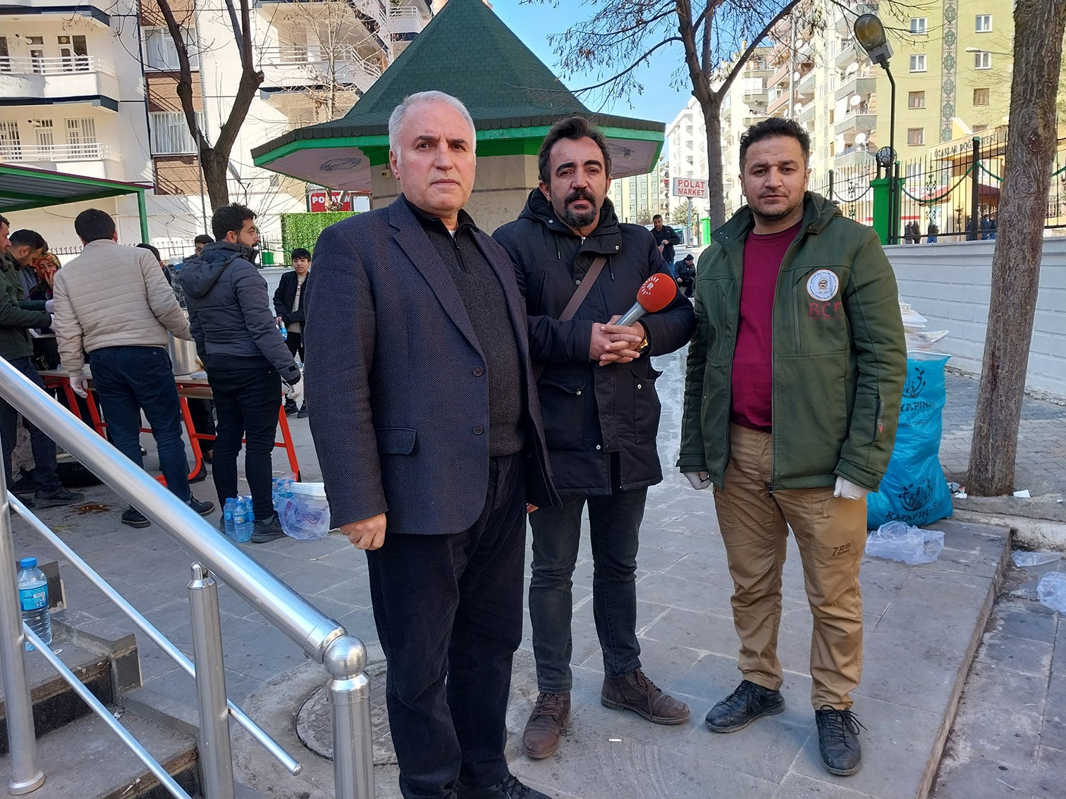 Barzani Yardım Vakfı ekibi