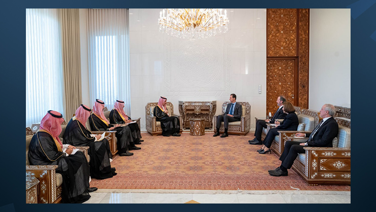 Wezîrê Derve yê Erebistana Siûdî Feysel Bin Ferhan serdana Sûriyê kir û ji aliyê Serokê Sûriyê Beşar Esed ve hat pêşwazîkirin