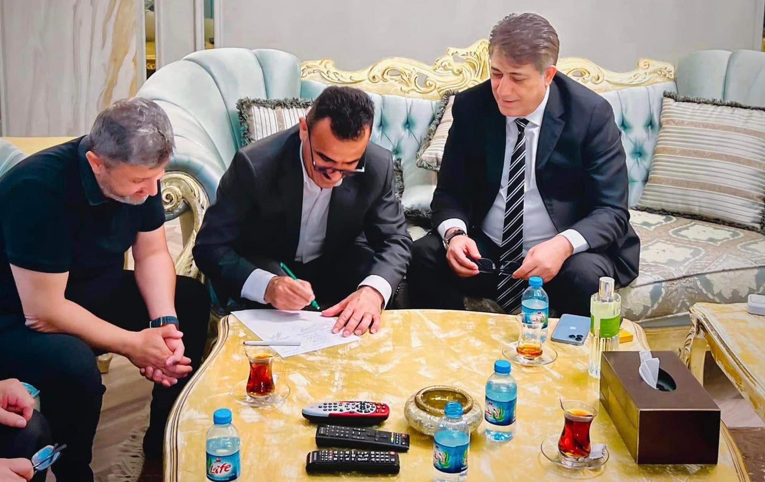 ساتی واژۆکردنی رێککەوتنەکە.