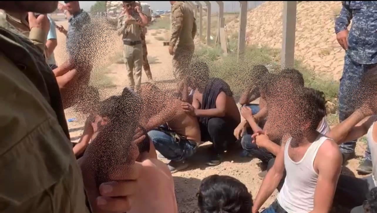 بەشێک لەو کرێکارانەی لەنێو تانکەرەکەدا بوون