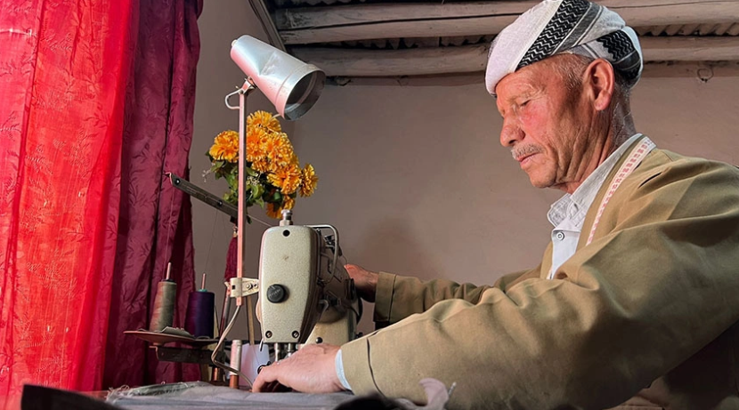 Dengbêj Mevlüt Özer