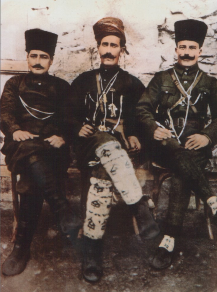 Sağdan; Ahmed Sever, Sadî Talha, Halil Kiliçoğlu
