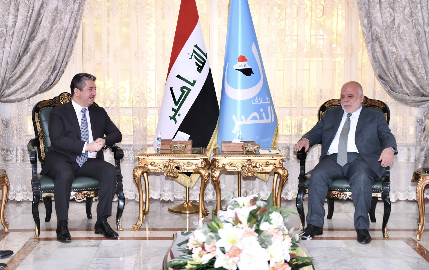 کۆبوونەوەی شاندی حکومەتی هەرێمی کوردستان بە سەرۆکایەتیی مەسرور بارزانی لەگەڵ حەیدەر عەبادی