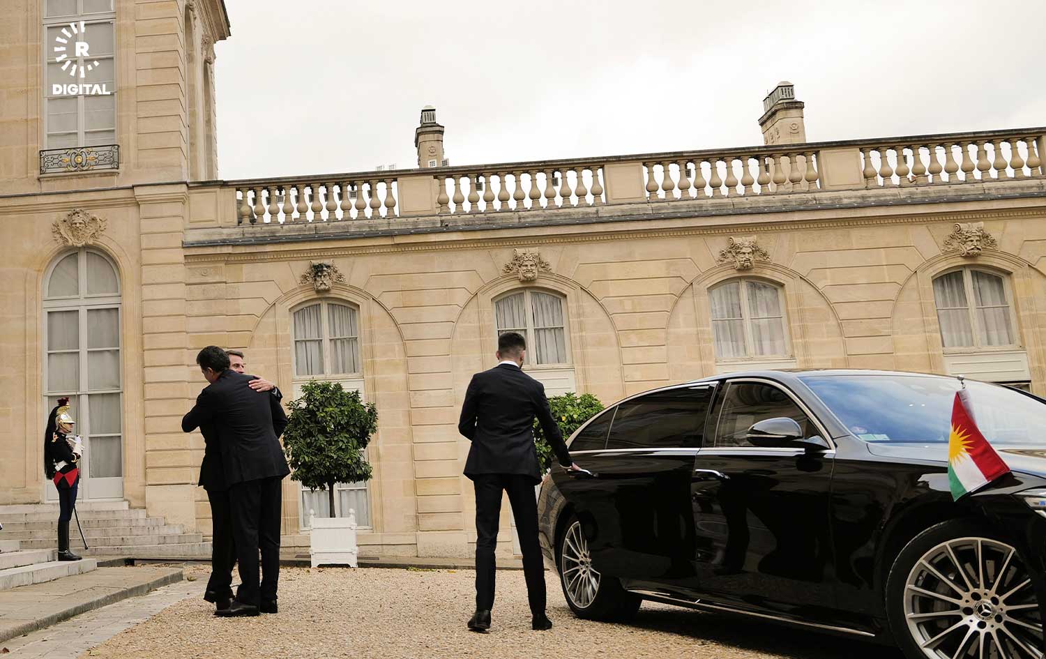 ساتی ماڵئاوایی سەرۆکی فەرەنسا لە سەرۆکی هەرێمی کوردستان