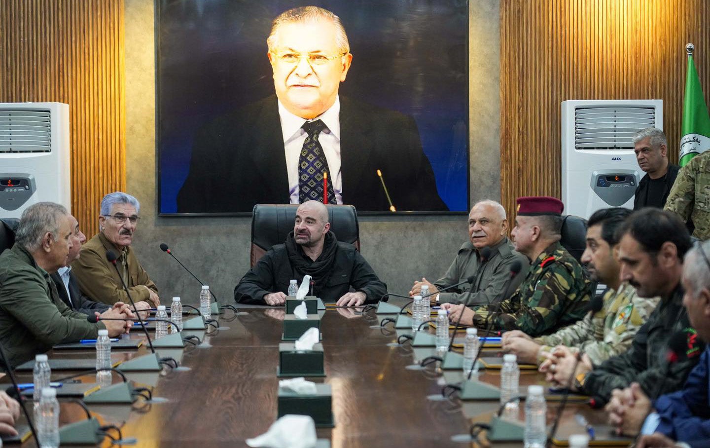 لە کۆبوونەوەیەکدا کە بافڵ تاڵەبانی ئامادەی بوو، کۆتایی بە ئەرکەکانی مستەفا چاوڕەش، وەکو فەرماندەی هێزەکانی 70ـی پێشمەرگە هێندرا.