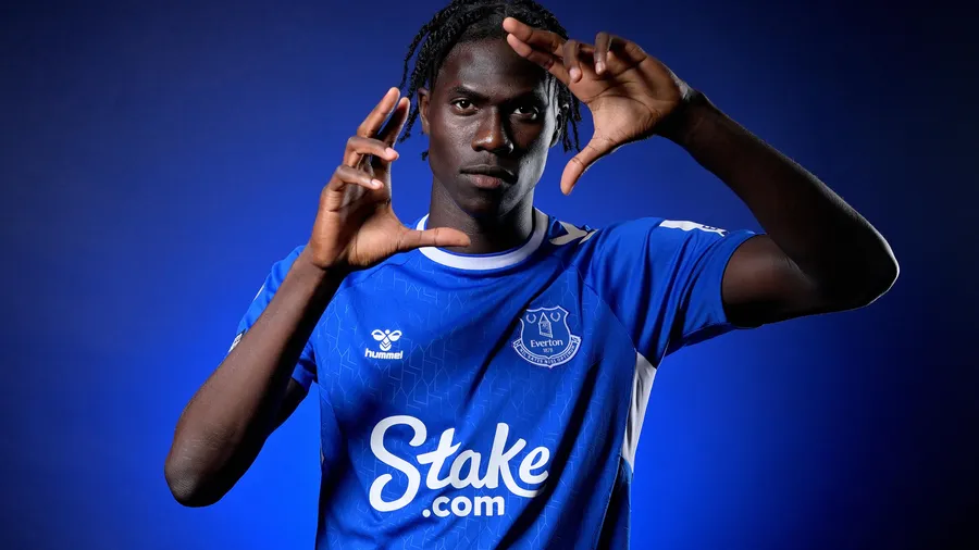 ئامادۆ ئۆنانا