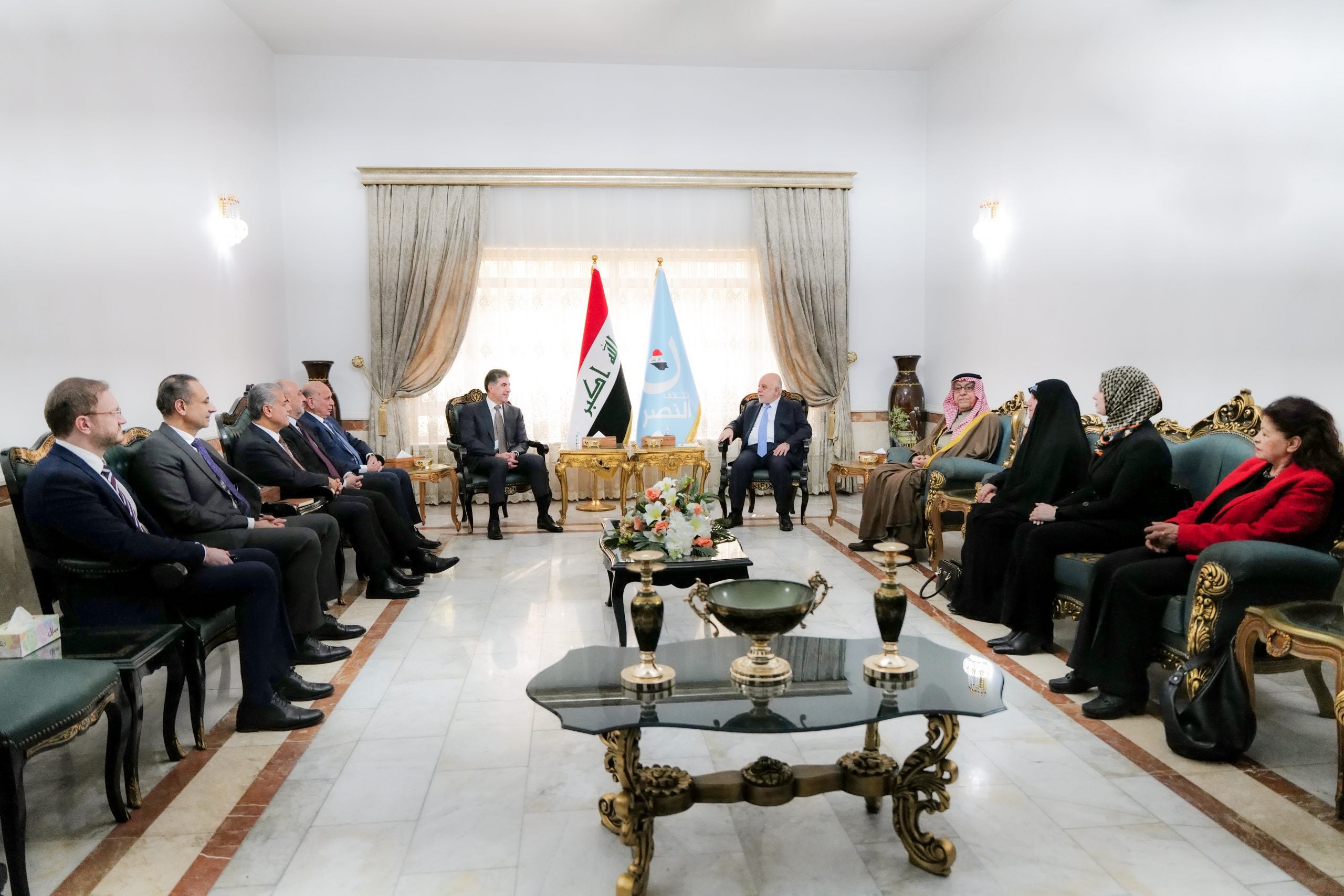 وێنەیەکی دیکەی کۆبوونەوەکە