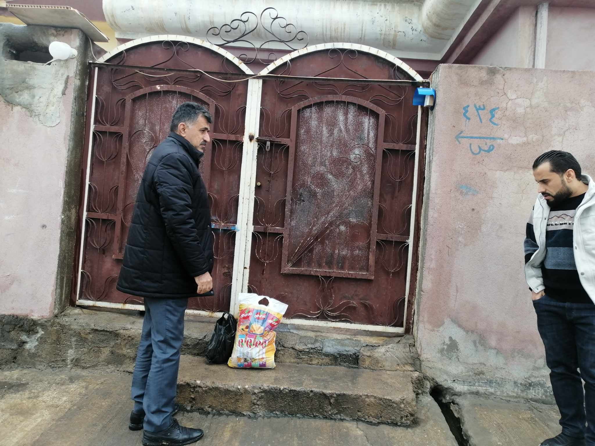 تاریق رەمەزان هاوکاریی ماڵێکی هەژار دەکات