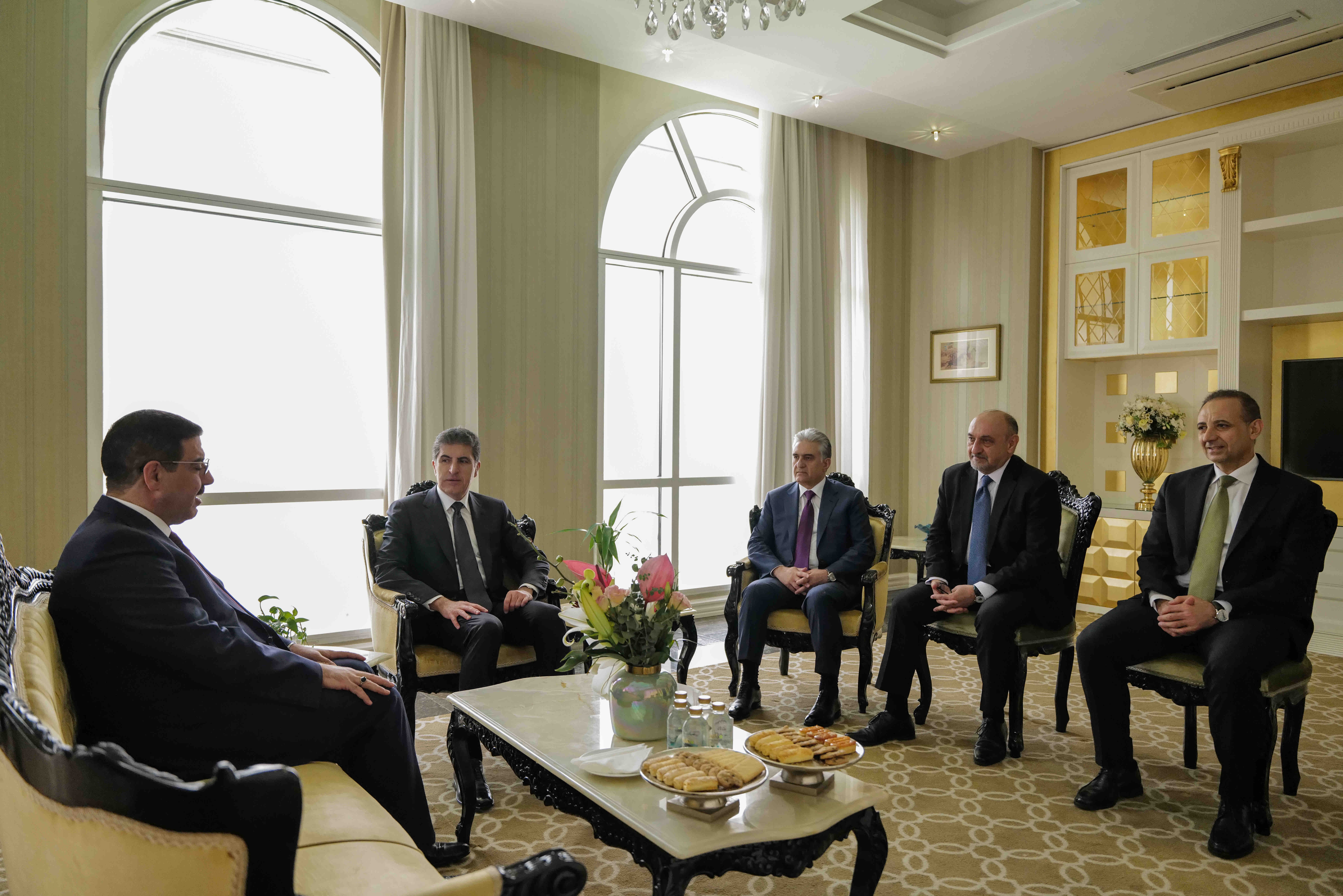 کۆبوونەوەی نێچیرڤان بارزانی لەگەڵ وەزیری بازرگانیی عێراق.