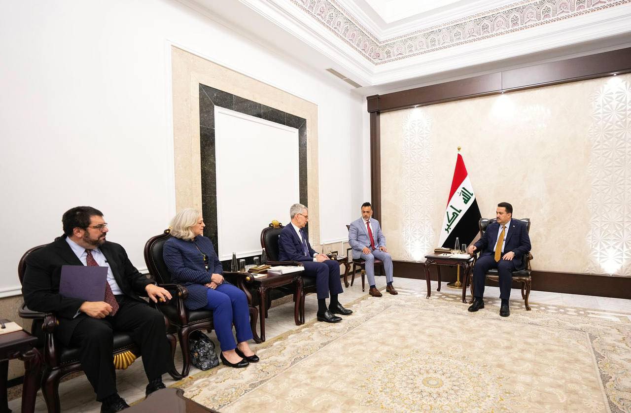 کۆبوونەوەی جۆفری پایت، لە بەغدا لەگەڵ محەممەد شەیاع سوودانی، سەرۆکوەزیرانی عێراق.