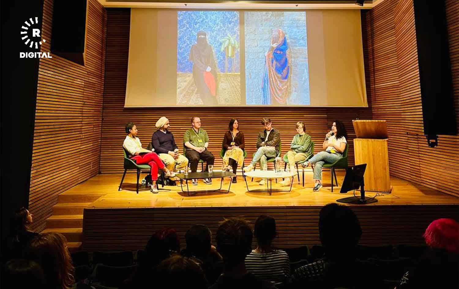 بنار سەردار لە پانێڵی تایبەت بە پێشانگەکە