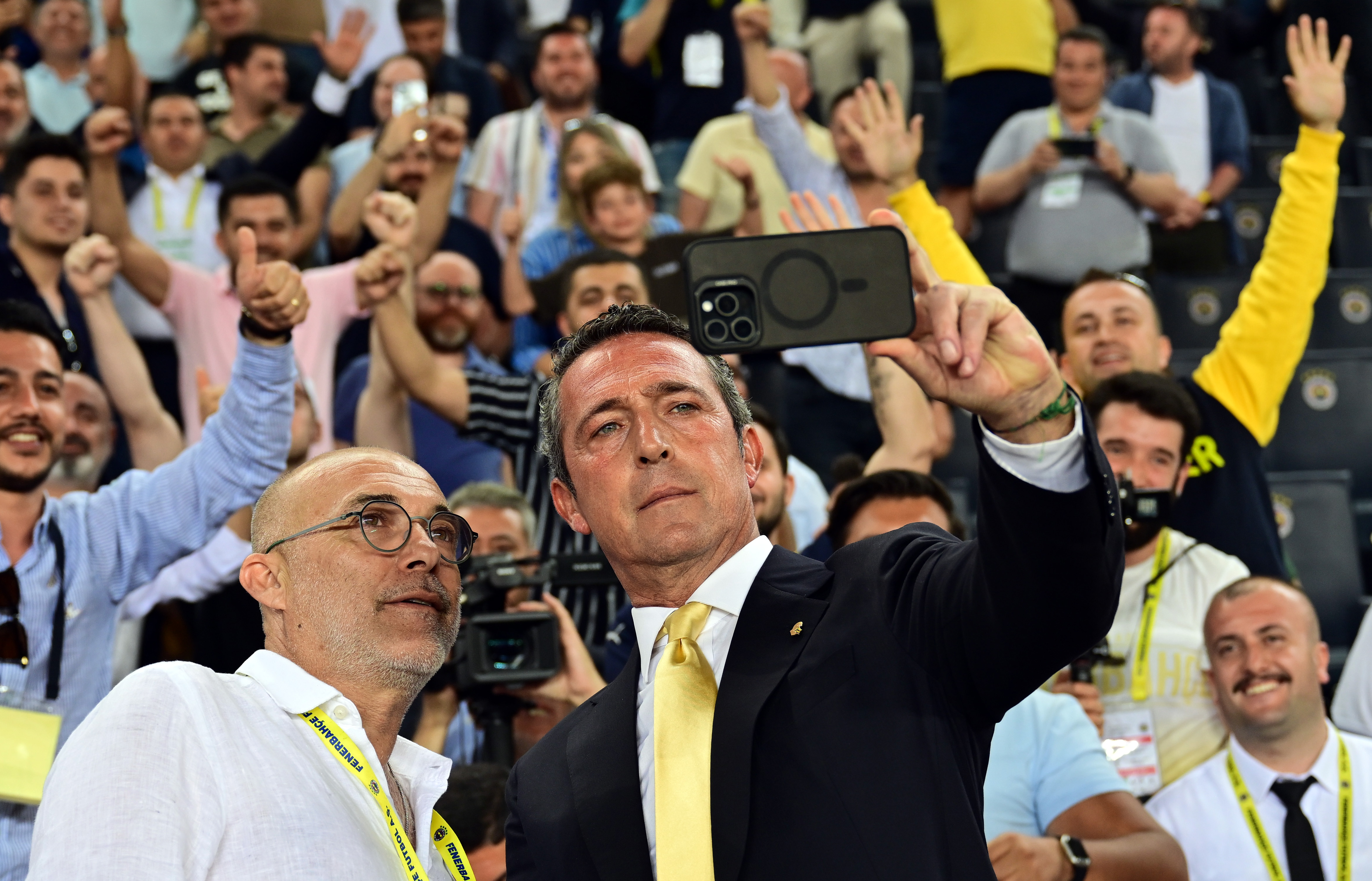 Fenerbahçe'de başkanlığa yeniden seçilen Ali Koç. / AA