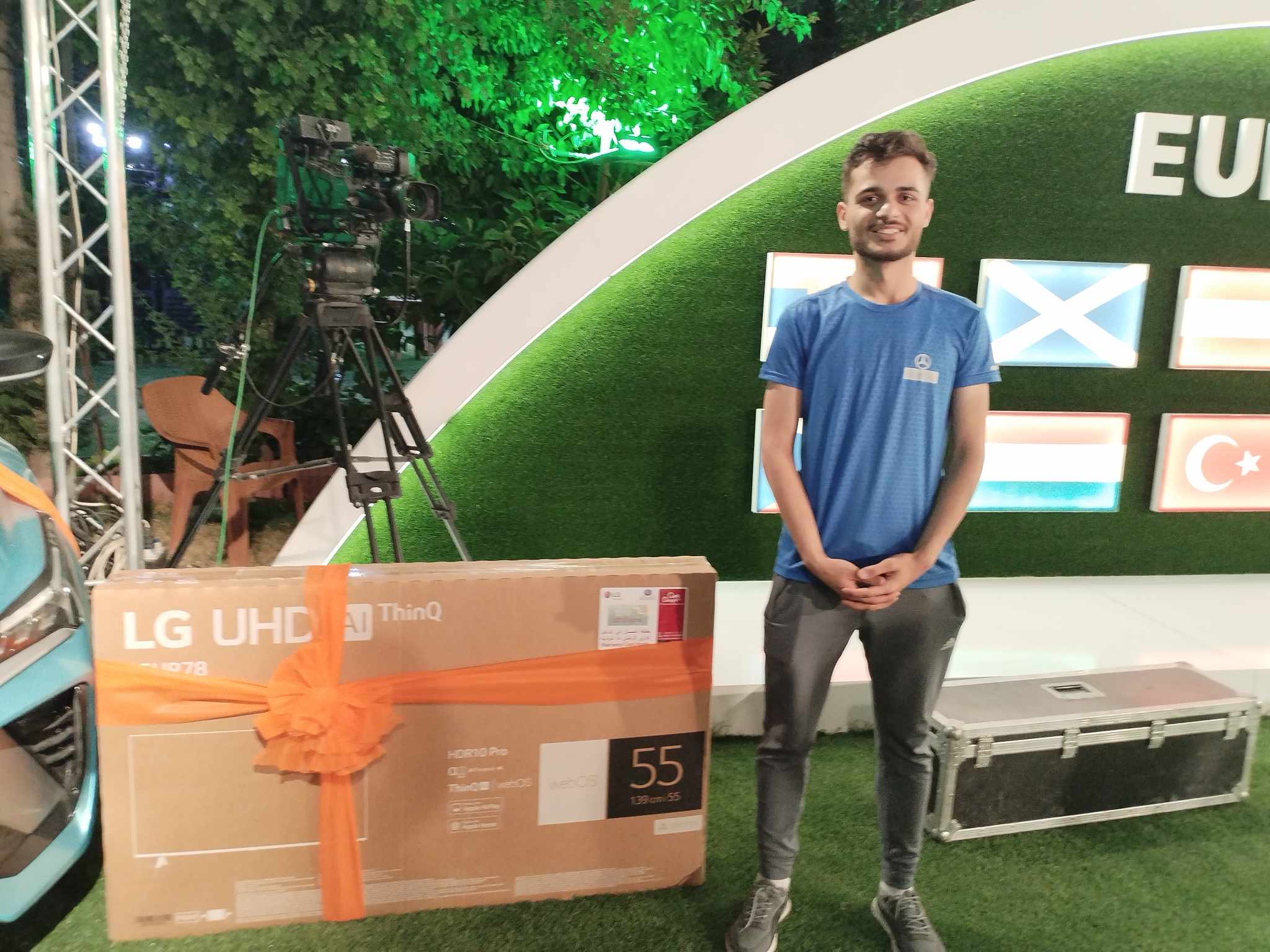 براوەی خەڵاتی تەلەڤزیۆنەکە