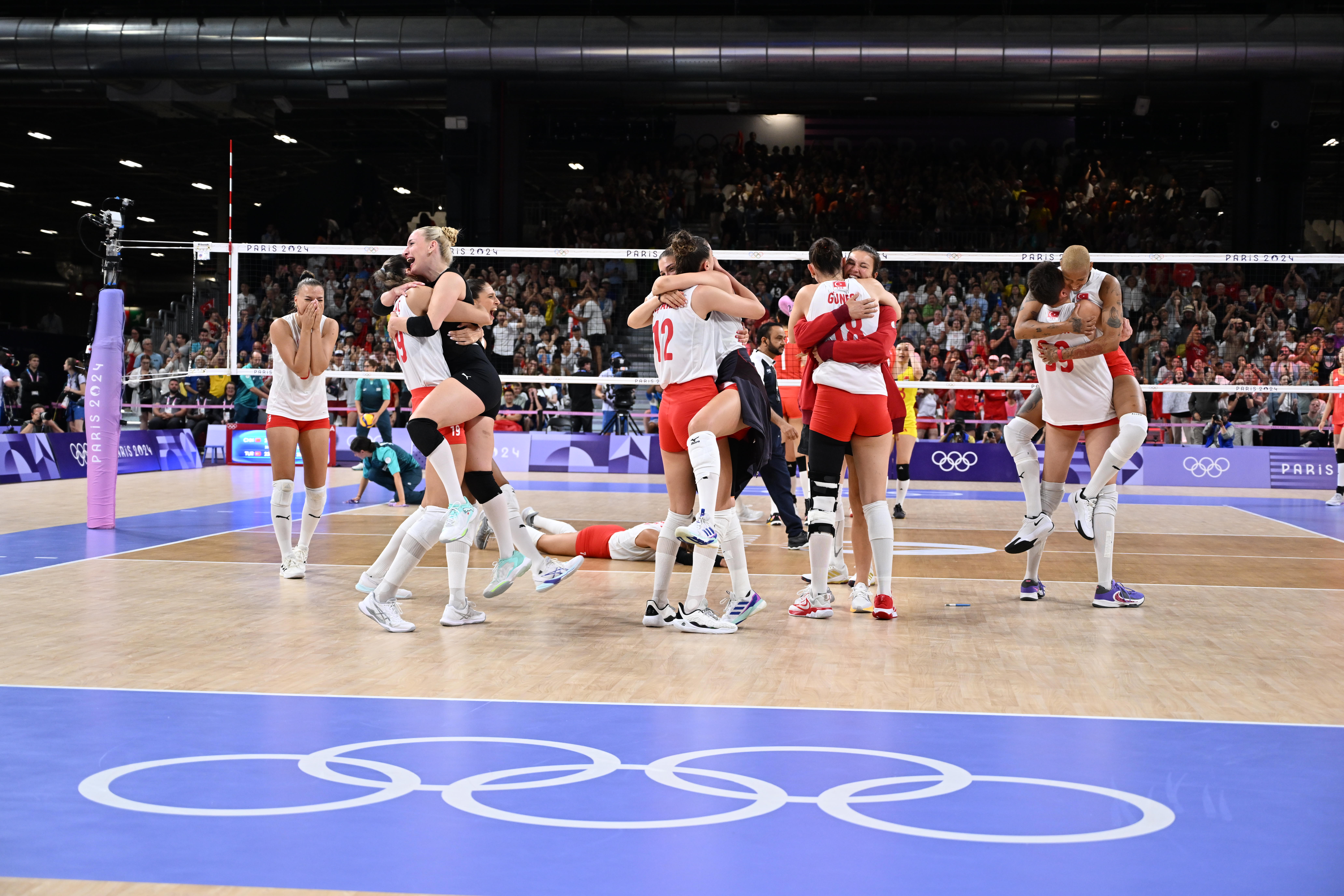 Türkiye milli takımı yarı finalde İtalya-Sırbistan karşılaşmasının galibiyle 8 Ağustos'ta karşılaşacak.