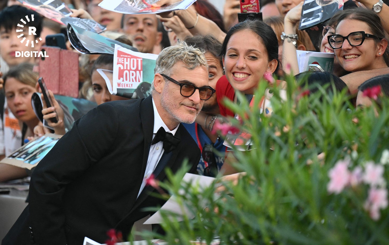 خواکین ڤینێکس لە نێو هەوادارانیدا لە فێستیڤاڵی ڤێنس. وێنە: AFP