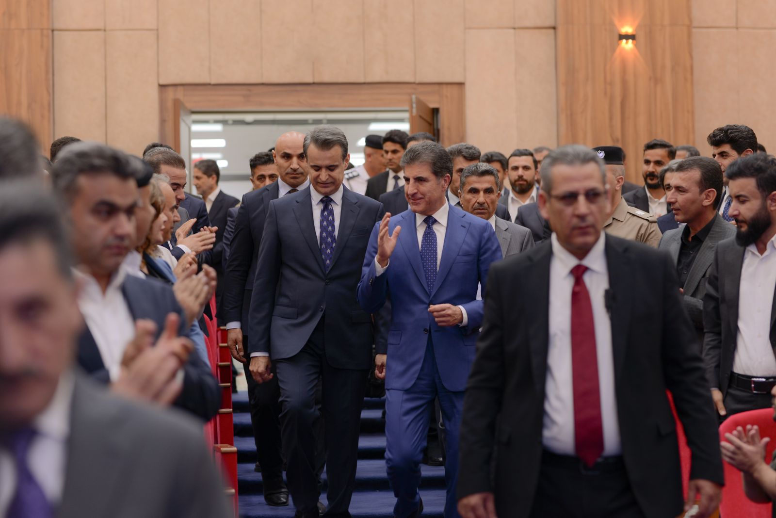 ساتی پێشوازی لە نێچیرڤان بارزانی، سەرۆکی هەرێمی کوردستان