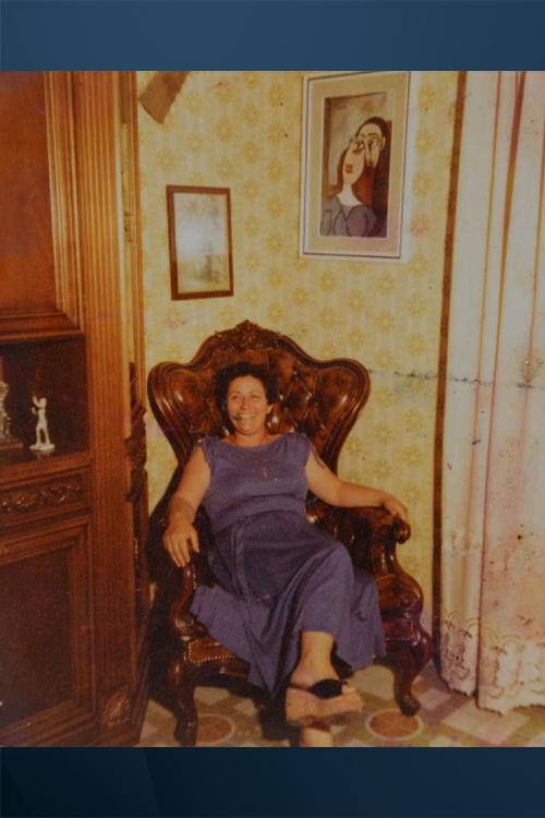 Hevjîna Luigi Lo Rosso û tabloya Picasso ya li mala wan daliqandî/Wêne: Guardian