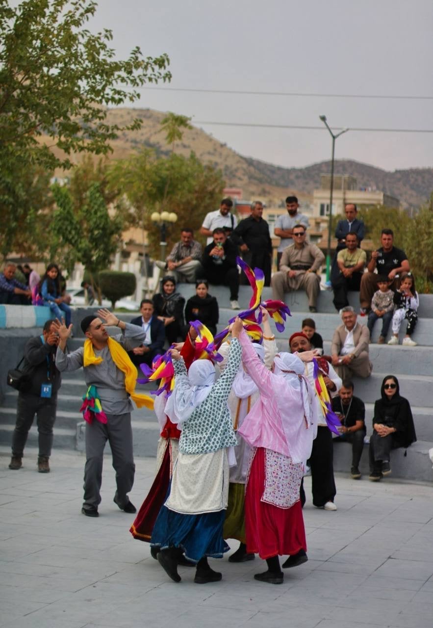 دیمەنێکی فێستیڤاڵەکە