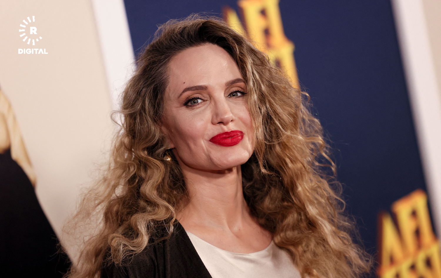 ئەنجلینا جۆلی لە پێشاندانی فیلمە نوێیەکەی لە لۆس ئەنجلس. وێنە: AFP