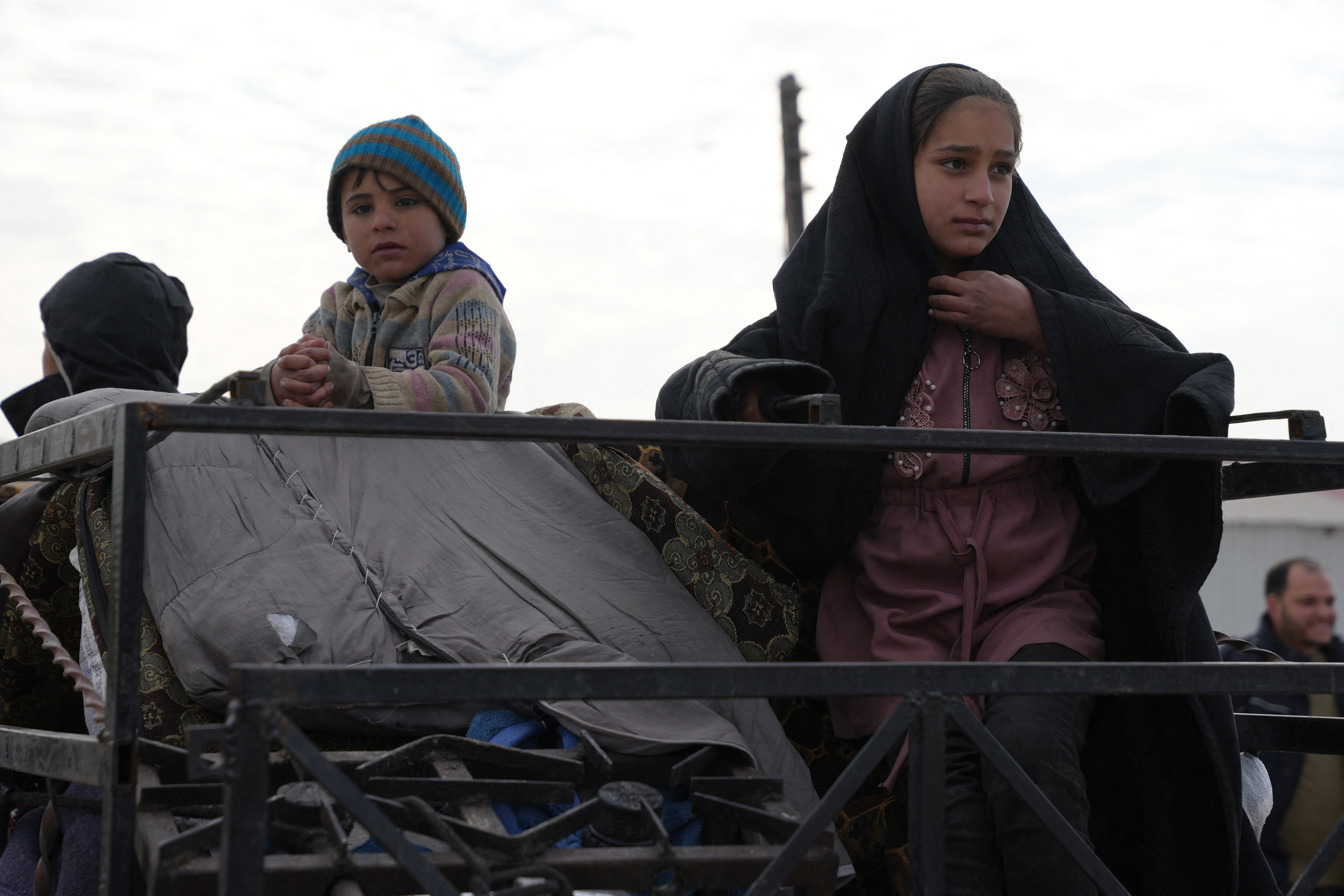 Koçberên Efrînî yên vegeriyane warên xwe/Wêne: AFP