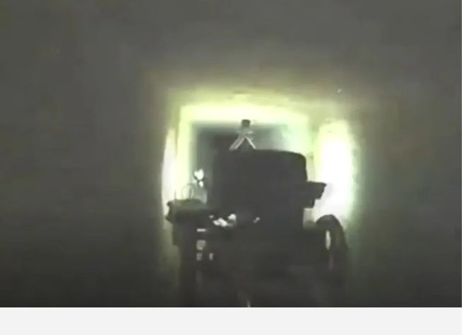 Odanın içine gönderilen robot